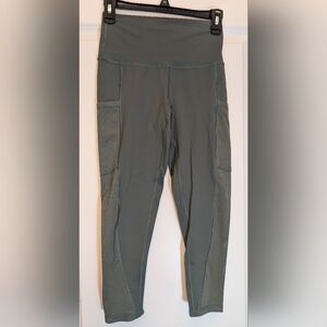 Women's Olive Green Capri Yoga Pants
